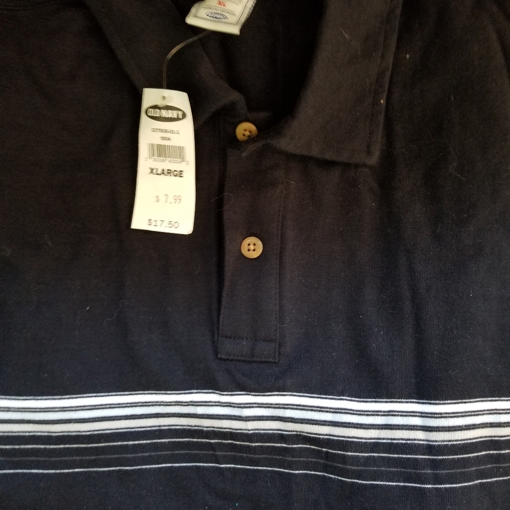 Men's Old Navy black polo shirt